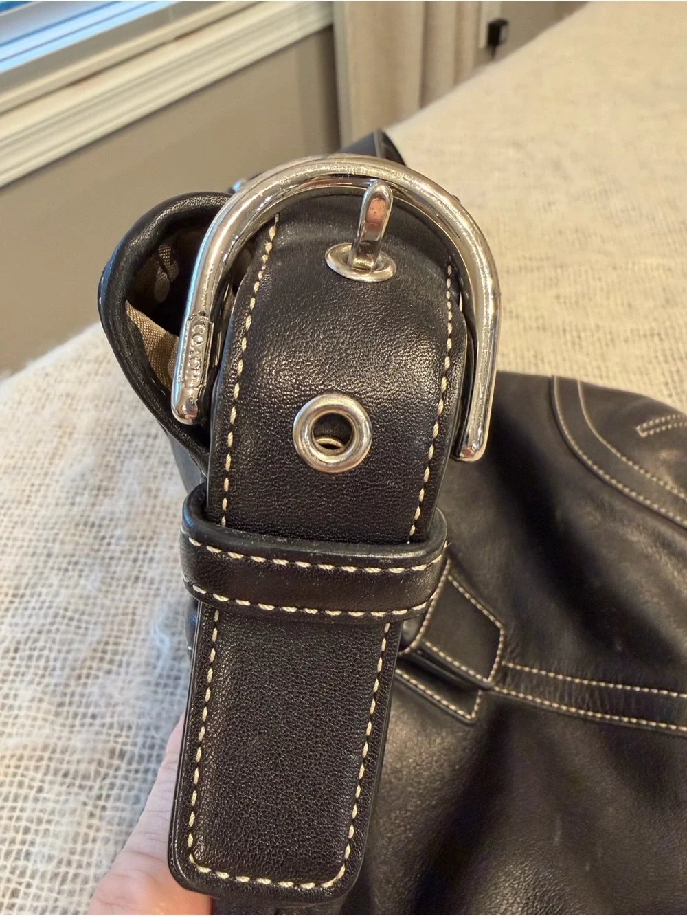 Coach Vintage Y2K Black Soho Leather Buckle Flap Shoulder or Crossbody Bag 9480